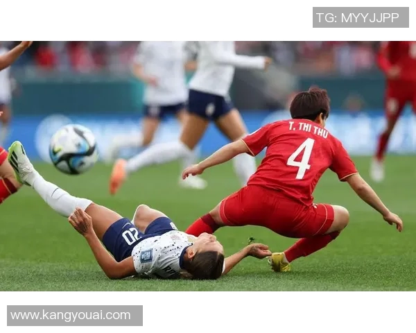 足球球星下车顺序揭秘 谁是先下车的关键人物和幕后故事